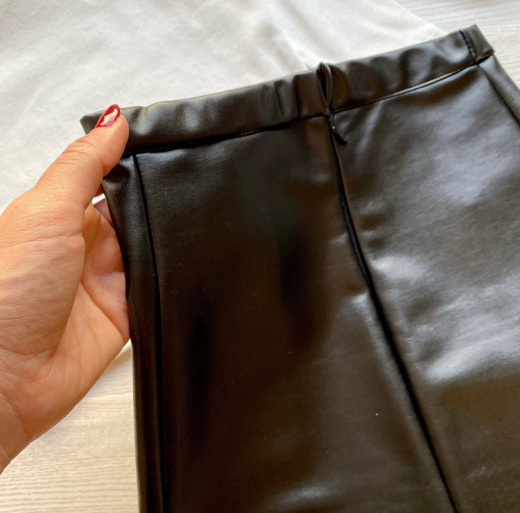 دامن دخترانه چرم 2 الی 8 سال