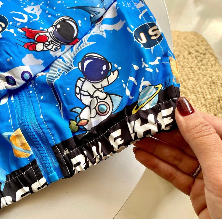 بارانی پسرانه طرح فضانورد 2 الی 8 سال