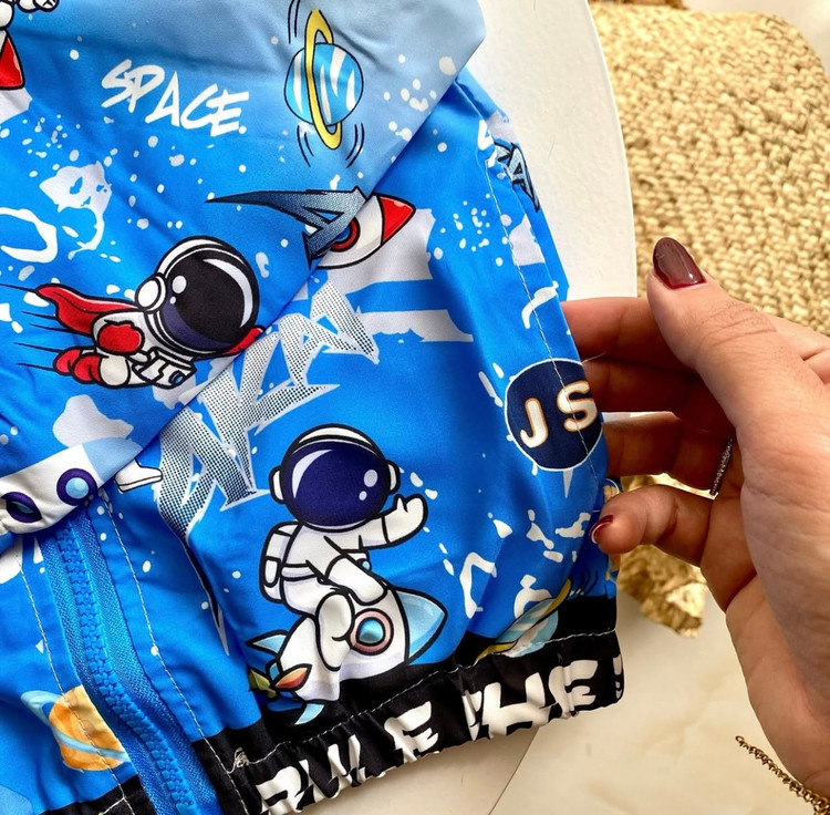 بارانی پسرانه طرح فضانورد 2 الی 8 سال