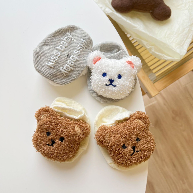 جوراب نوزادی کالج طرح تدی وارداتی