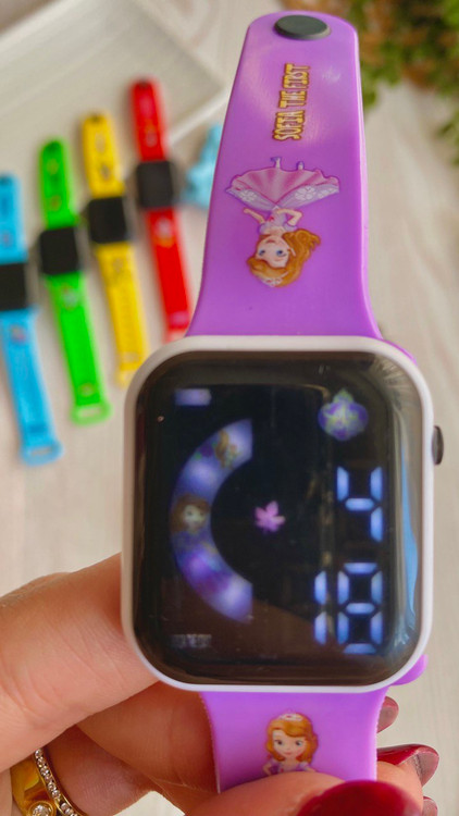 ساعت بچگانه دیجیتالی