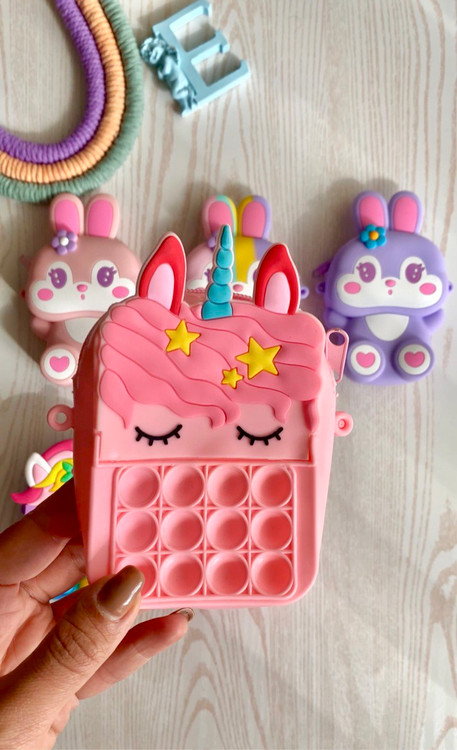 کیف سیلیکونی رنگین کمان