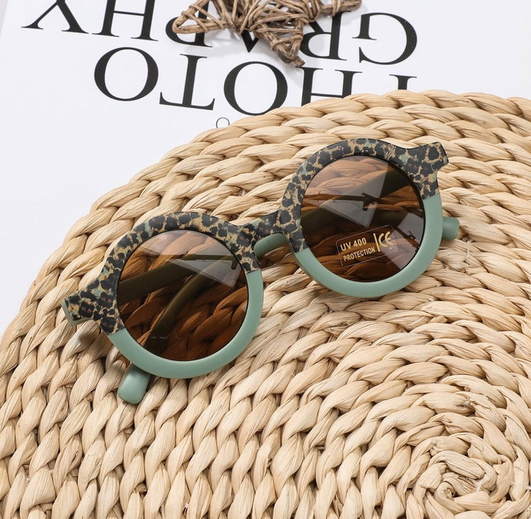 عینک بچگانه وارداتی طرح پلنگی