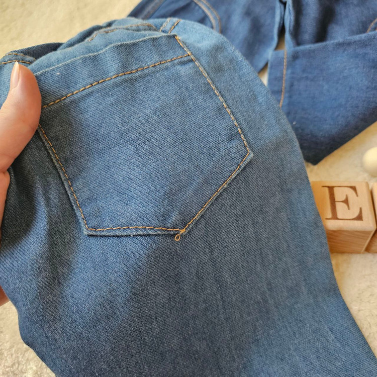 شلوار جین اسپرت بچگانه 1 الی 4 سال