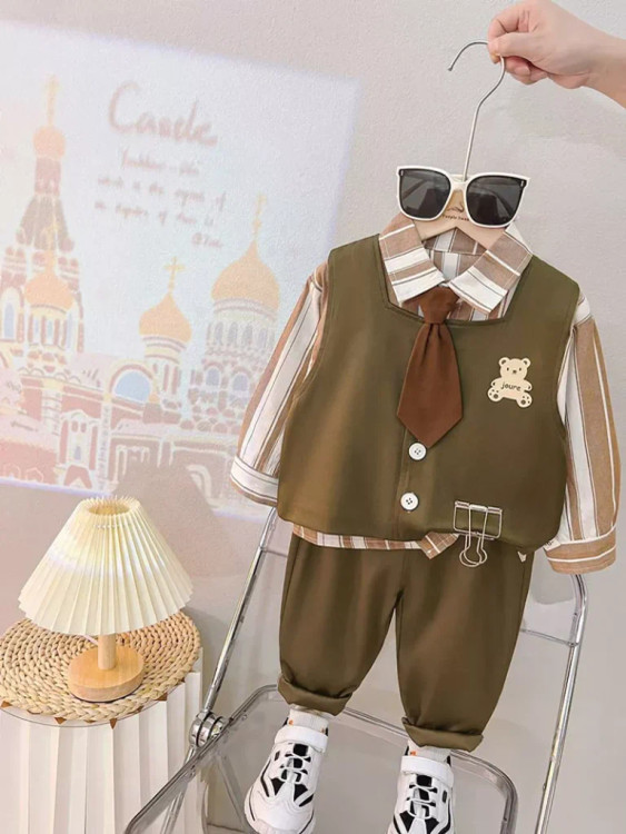 ست مجلسی پسرانه وارداتی 1 الی 5 سال