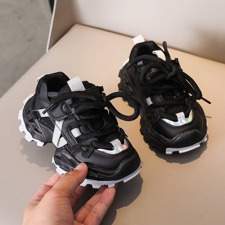 کفش بچگانه اسپرت وارداتی